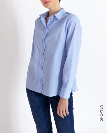 Camicia azzurra onde